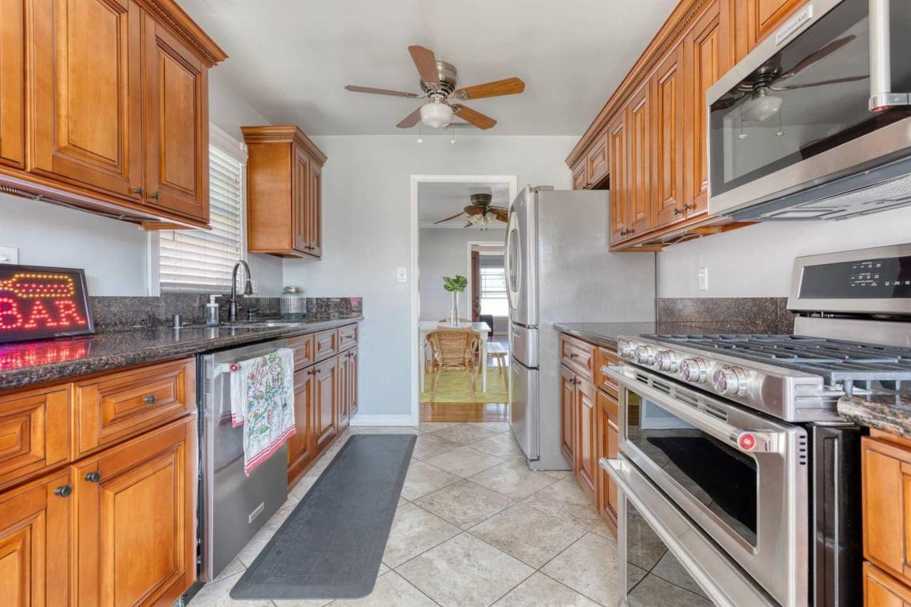 New Belmont Shore Retreat With Free Parking Walk To Beaches 롱비치 외부 사진